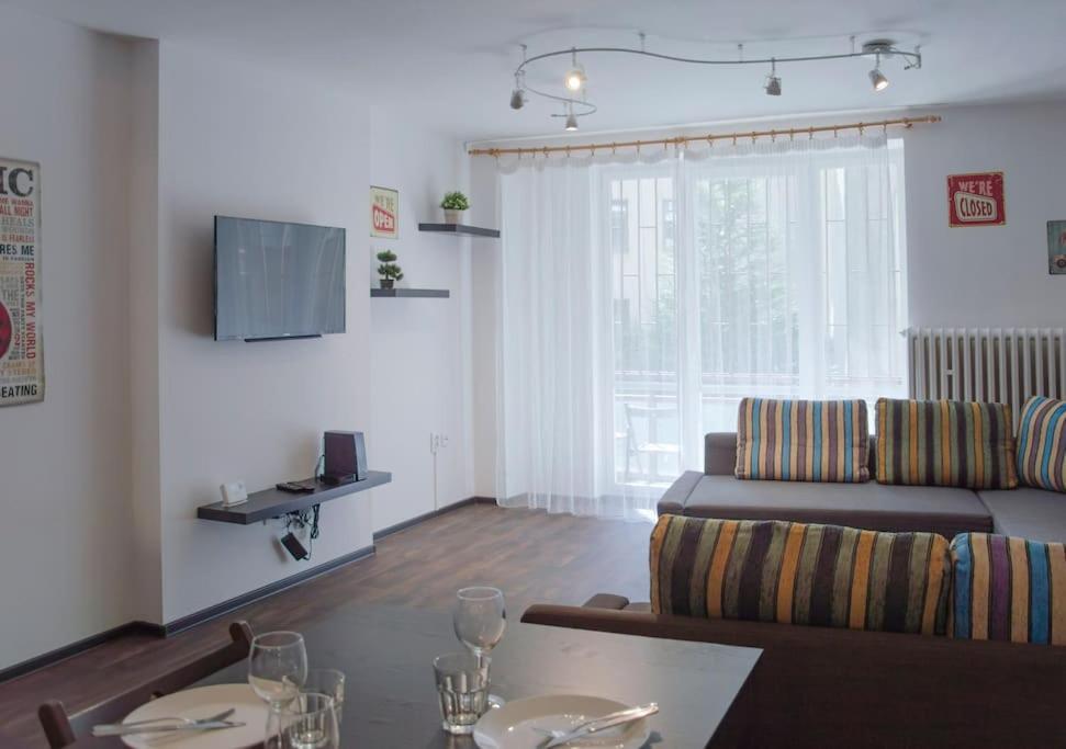 Dlouha Apartment 2Bd Прага Екстер'єр фото