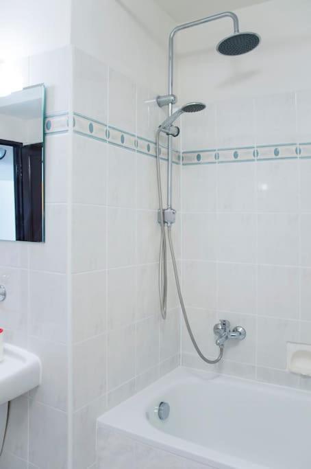 Dlouha Apartment 2Bd Прага Екстер'єр фото